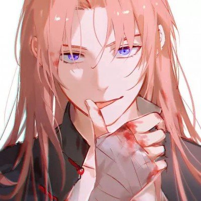 女表演者艺术展上半裸倒挂当钟锤